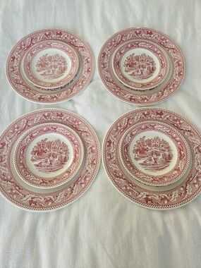 8 Vintage Memory Lane, Made In USA, Pink and White Dishes